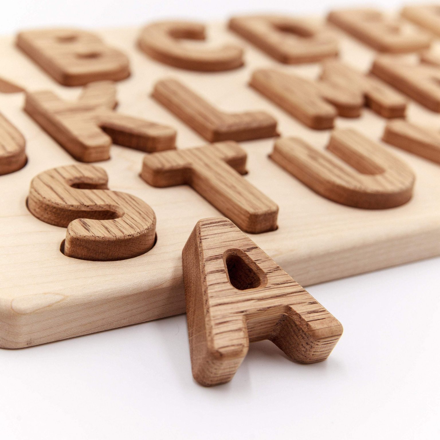Wooden English alphabet puzzle for toddlers DejavuWood